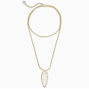 Kendra Scott Sienna Arrowhead Pendant Necklace
